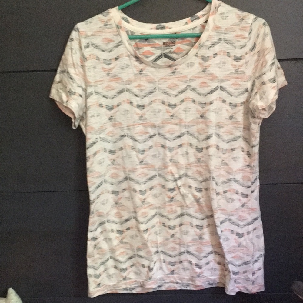 Short sleeved top
